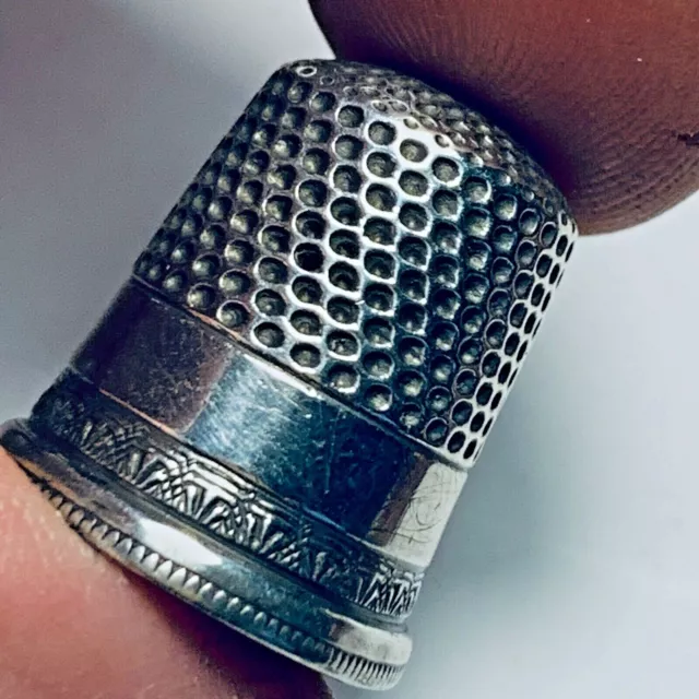 Vintage Unmarked Silver  Thimble    ID. Number 650
