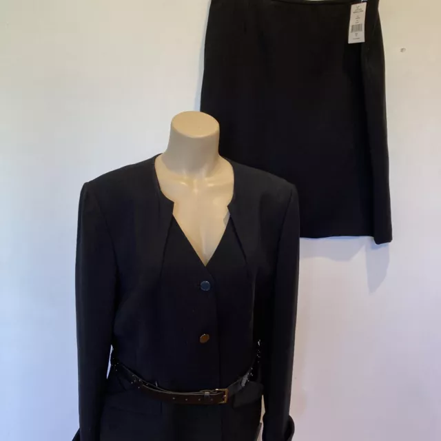 New $280. Tahari size 18  black belted  skirt suit