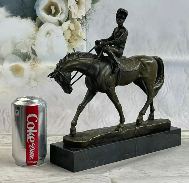 Bronze Sculpture Great Detail a Jockey and Thoroughbred Horse Hot Cast Art Figur
