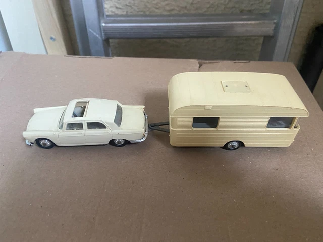 Peugeot 5008 Bleu Ciel 1/64 3 Inches Norev Neuf Boite Carton
