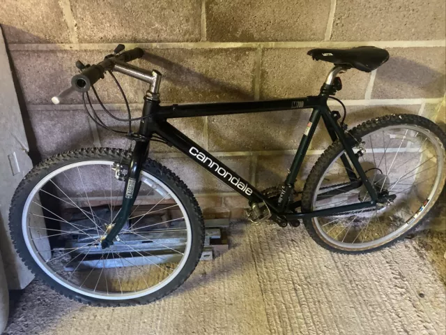 Cannondale m700 mountain bike deals