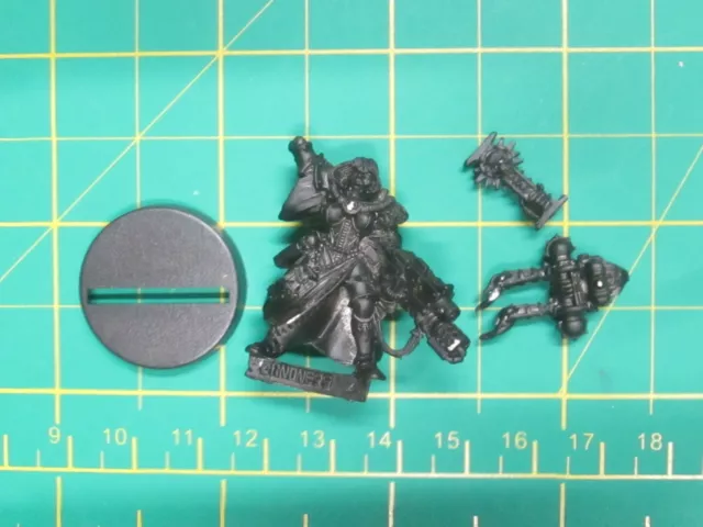 sisters of battle canoness combi flamer/icon warhammer 40K  metal