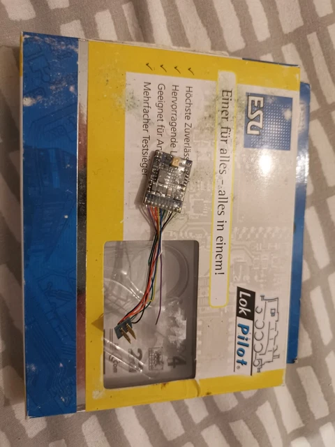 ESU LokPilot V4 8 Pin Decoder DCC Model Railway Used & Boxed