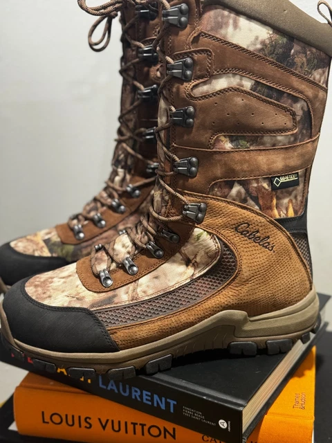 NEW Cabelas Mens - 14\