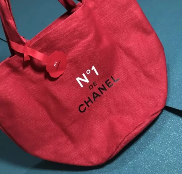 🖤Chanel Beauty VIP Xmas Gift Cosmetic Clutch / Pouch Bag Handbag Red 🖤Genuine