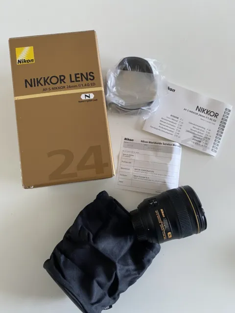 Nikon Nikkor Lens AF-S Nikkor 24 mm f / 1.4 G ED Objektiv wie NEU