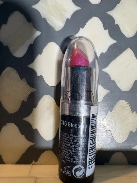 n.y.c. ultra moist lip wear MAC lip liners bundle