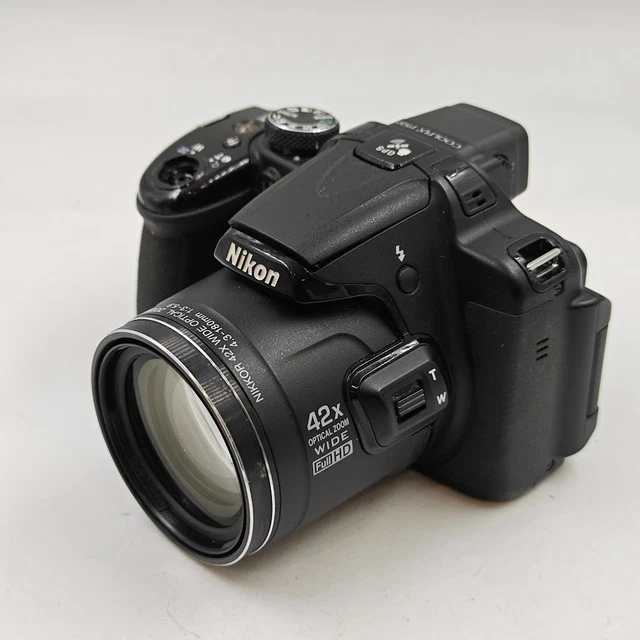 Nikon COOLPIX SQ 3.1MP Digital Camera - Photo, audio & vidéo