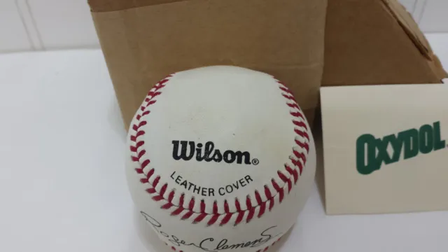 ROGER CLEMENS Oxydol Baseball in Box Advertising Autopen- Signed Wilson MLB Ball 3