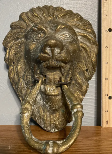 LARGE ANTIQUE 18-1900s VICTORIAN LION HEAD ARCHITECTURAL SALVAGE DOORKNOCKER