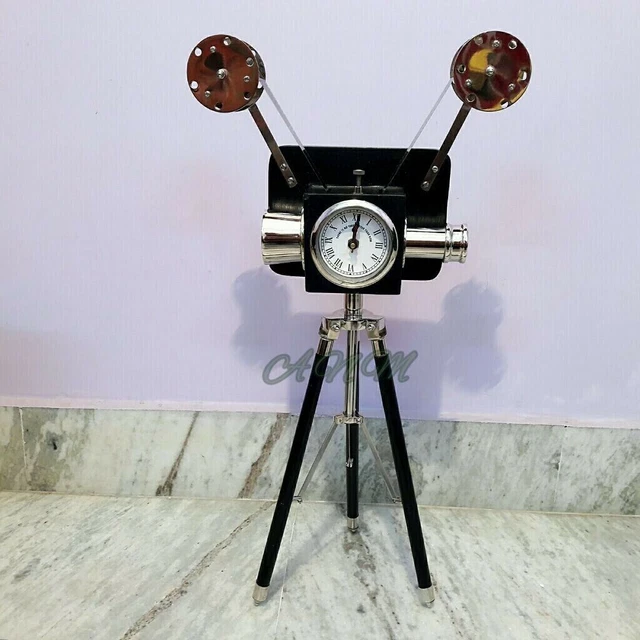 Cámara de proyector de estilo Vintage antiguo con reloj soporte de trípode...