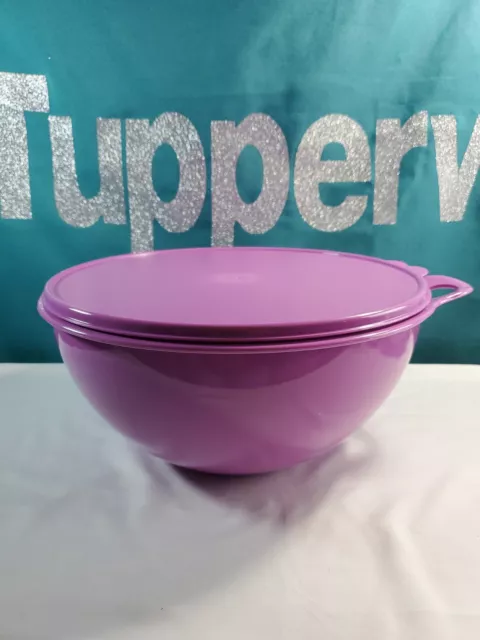 Tupperware Thatsa Mixing Bowl 32cup Wild Mulberry Purple Matching Seal 32 Cup