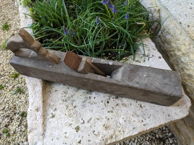 Rabot outil ancien vintage en bois longueur 48 cm