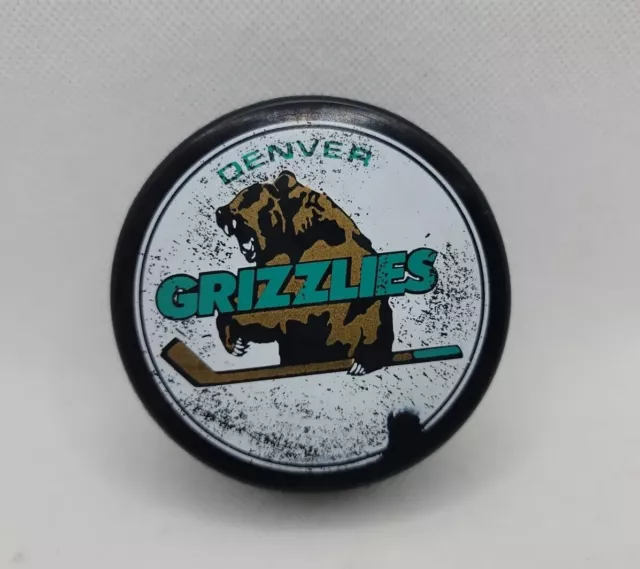 Denver Grizzlies Hockey Puck Minor League Team Russie Russia