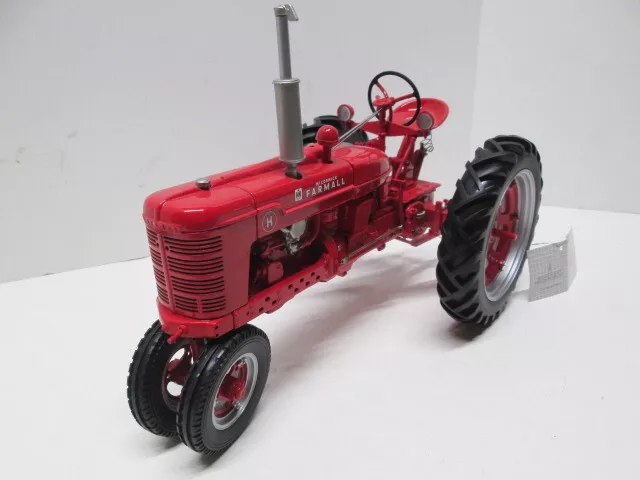 FRANKLIN MINT McCORMICK-FARMALL MODEL H TRACTOR in 1/12 Scale - MINT!