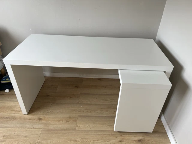 IKEA MALM DESK with pull out panel - White £35.00 - PicClick UK