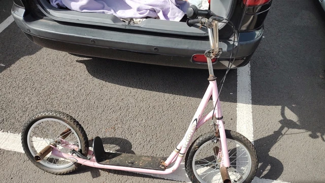 Old School Bmx type large adults scooter pink v cool chrome stunt nuts barn find