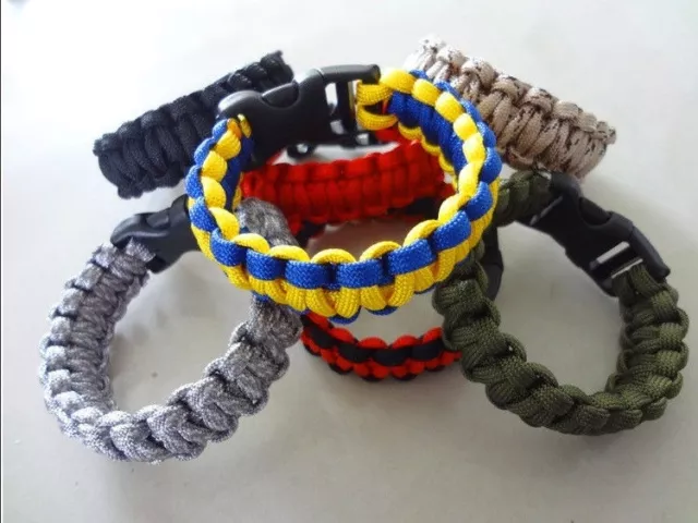 550lb Paracord Survival Bracelet, 7 Strand Wristband Parachute Camping Emergency