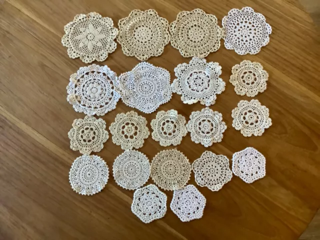 20 crocheted  motifs / Doilies