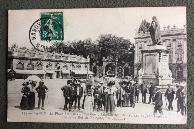 CPA. NANCY. 54 - La Place Stanislas. Fountain. King of Poland Statue. Souvenirs.
