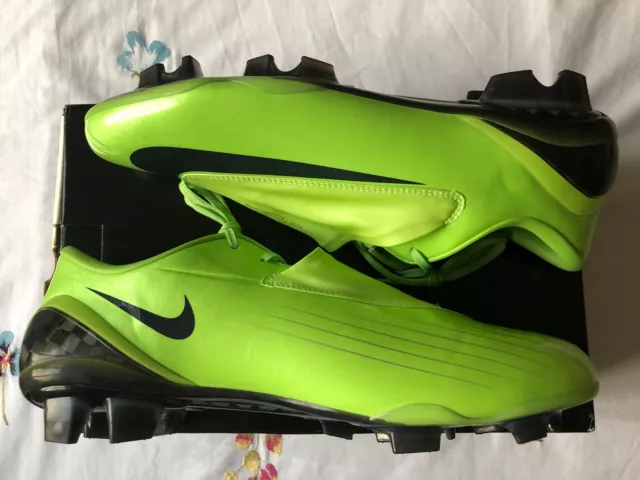 Mercurial sl deals carbon fiber