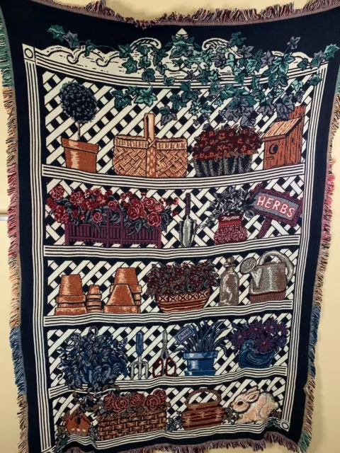 Goodwin weavers top