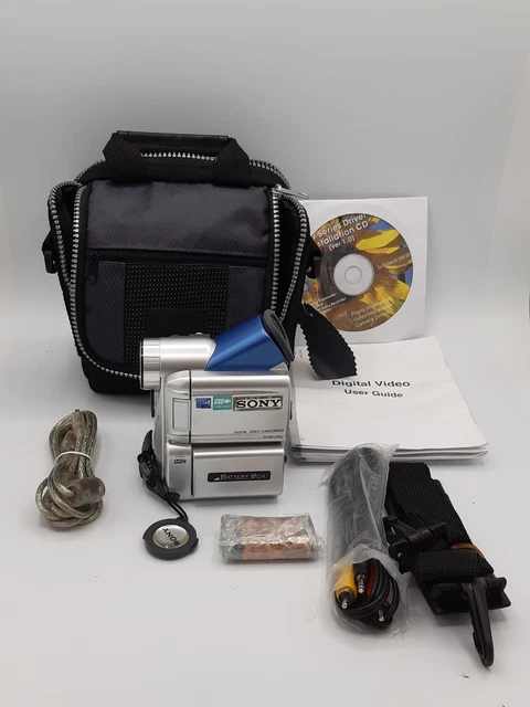 SONY MX-7000 DIGITAL Video Camcorder - with bag, manual and