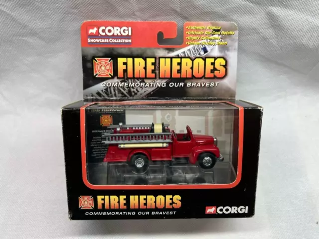 Corgi Fire Heroes CS90046 Mack B Open Pumper Philadelphia Fire Engine - Boxed