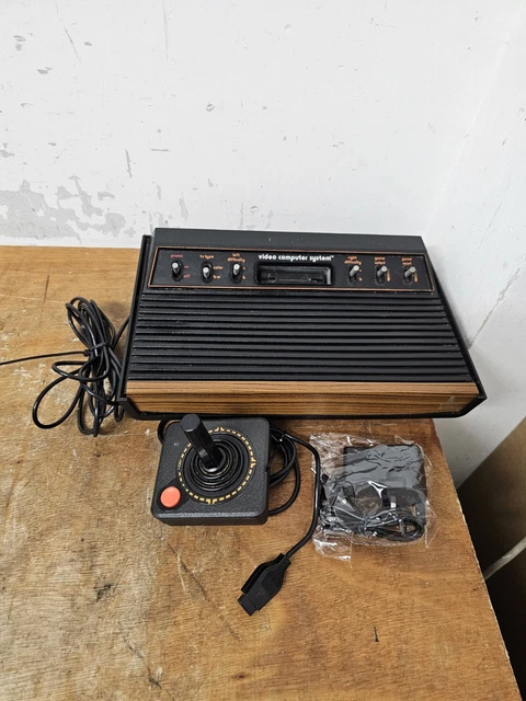 Console Atari 2600 VCS Édition Française 1ère Édition – Boîte, Joystick, Paddle Complet – Occasion