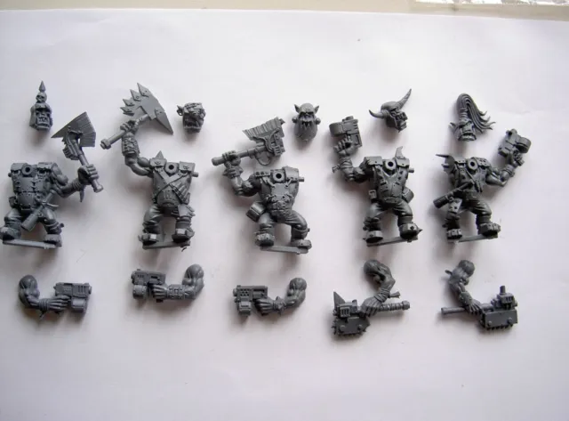 #D143 Warhammer WH40K Assault on Black Reach Ork Nobz unassembled Bits Parts GW