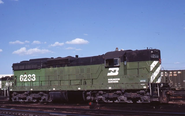 Burlington Northern SD9 6233 Orig Kodachrome Slide F79