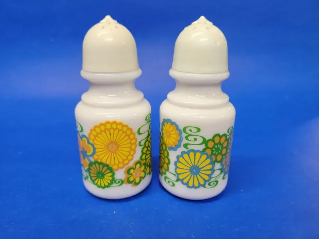 Milk Glass Retro Floral 60's 70's Kitsch Pepper Shakers