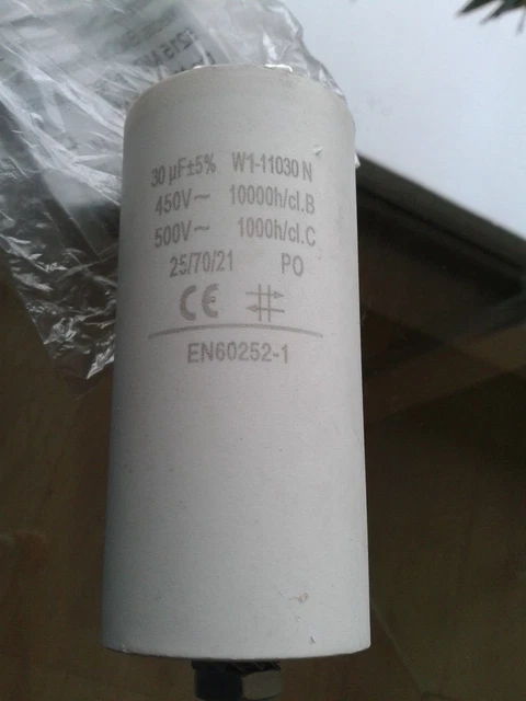 Condensatore CBB60 30UF 450VAC - Per Motori AC, Condizionatori, Compressori, 50/60Hz