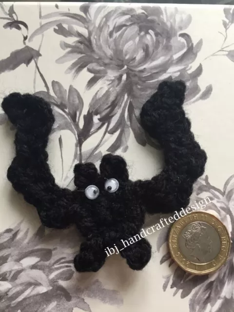2 Handgefertigte Häkelacryl 🙂 Fledermäuse 🙂 Applikation Nähen Trimmen Kleidung Halloween 3