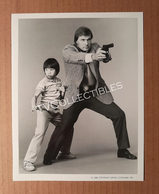 7x9 Press Photo~ SIDEKICKS ~1980s TV ~Gil Gerard ~Child actor Ernie Reyes Jr