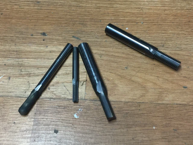Lot Of Carbide Milling Cutters 1/4-24 290-16 1.5 X 14Mm