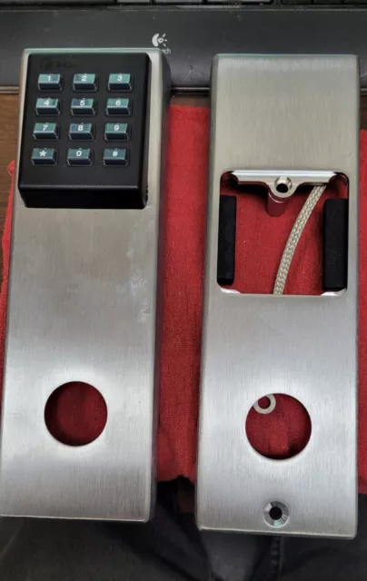 BEST  Electronic Keypad Lock with IC Core - 5 Keys + 1 Control Key
