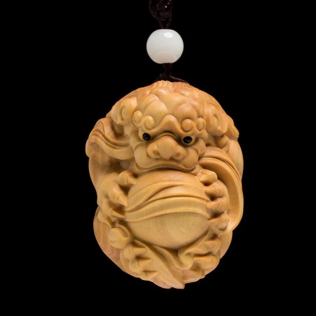 Antique Old Japanese boxwood hand carved Pixiu The Legendary Beast Netsukeon F/S
