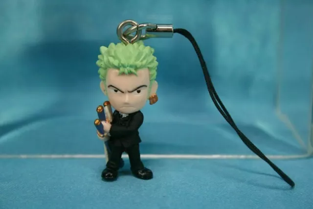 Bandai One Piece Strong World P1 Gashapon Figure Strap Roronoa Zoro Zolo
