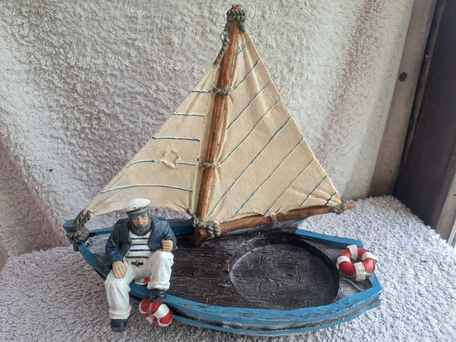 Figurine Capitaine Marin Pêcheur – Avec Jumelles Et Carte – 25cm – Résine – Mer