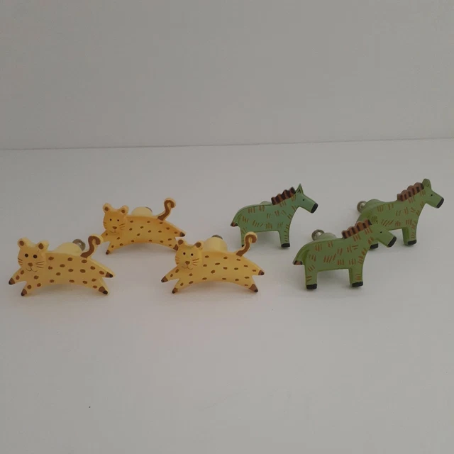 (Set of 6) Animal Shape Dresser/Drawer Pull Knobs