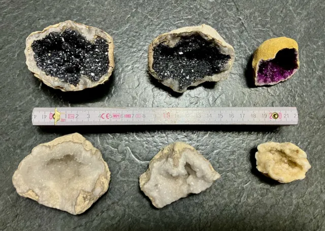 Konvolut Mineraliensammlung: Quarzdrusen aus Marokko, Hoher Atlas