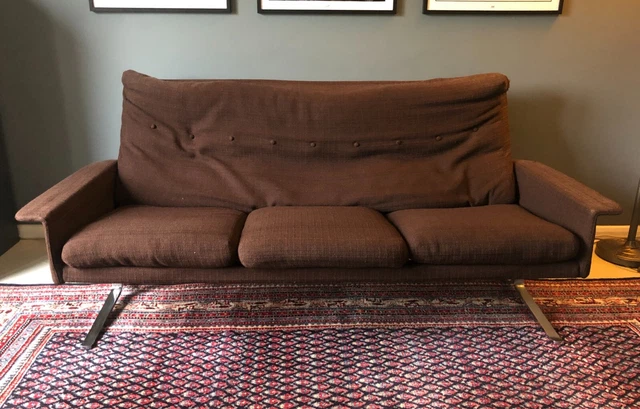 Guy Rogers Sofa,  Mid Century, 1960s Heals, chrome feet 2