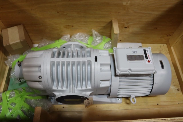 NEW Oerlikon Leybold WSLF 1001 Roots Vacuum Pump