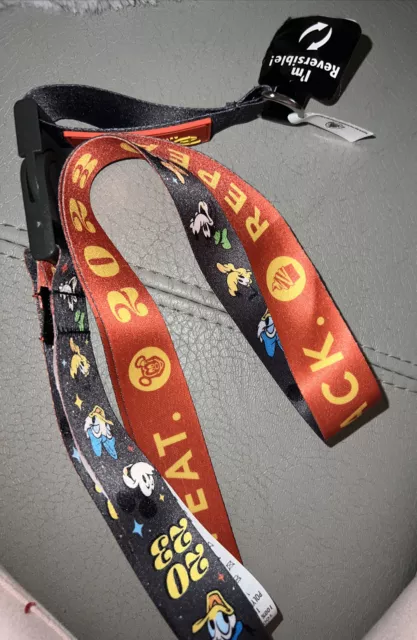 2023 Disney Parks Mickey Minnie Chip Dale Donald Goofy Pin Trading Lanyard New