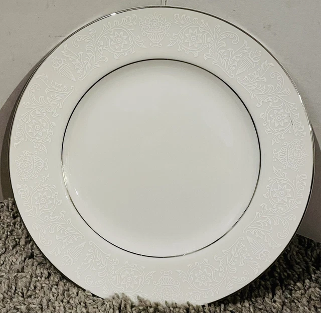 One Crown Victoria Lovelace Fine China 7-1/2” Dessert Plate Replacement