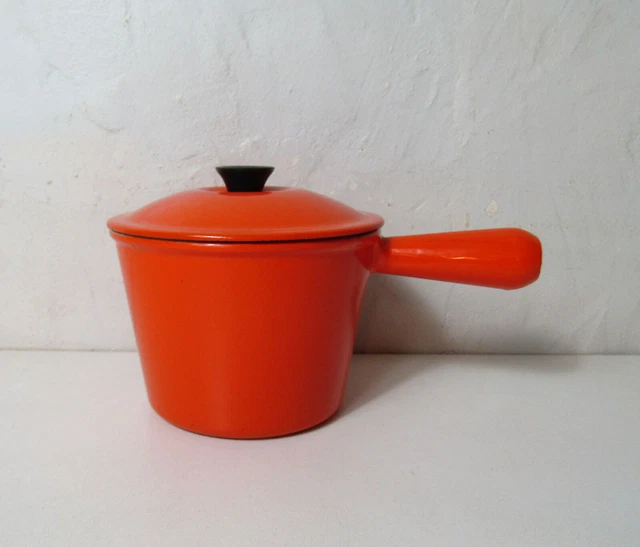 Caquelon à Fondue Le Creuset N°22 En Fonte Naturelle Orange Volcanique - Avec Fourchettes, France
