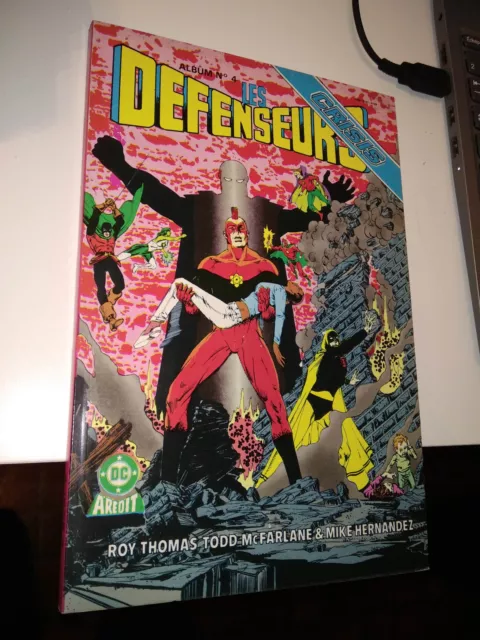 ARTIMA AREDIT DC Comics – Les defenseurs / Serie 2 –  album 4 = tomes 7 + 8