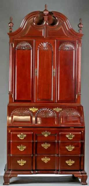 Kindel Winterthur Collection Updyke Rhode Island Mahogany Secretary Desk