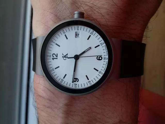Calvin Klein K44232 Swiss Fabriqué Au Vintage Collection Watch NOS Watch